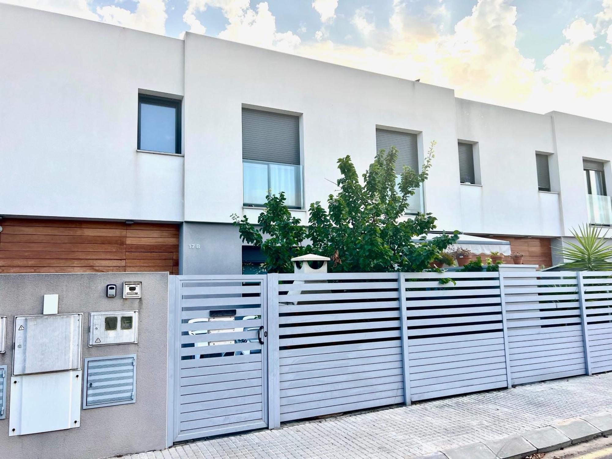 Chalet Moderno Con Piscina En Mont - Roige Bahia Exterior foto